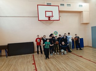 Библиотечный урок &amp;quot;Жизнь в движении&amp;quot;.
